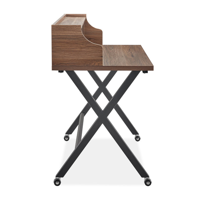 Fredrik Desk